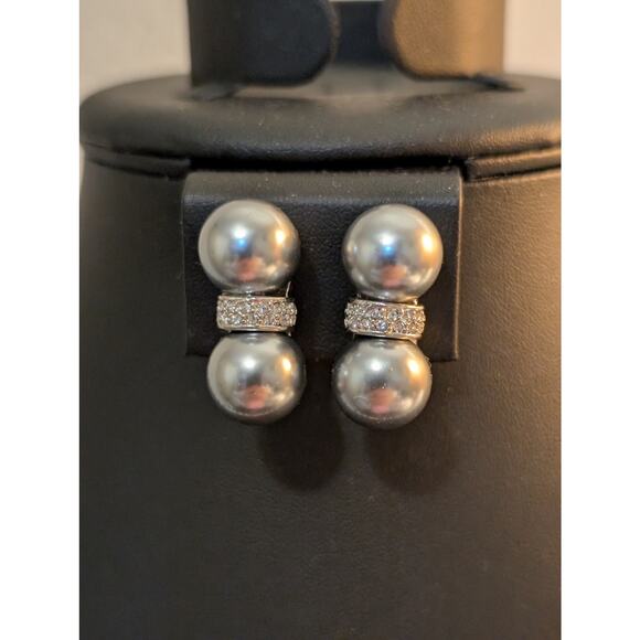 Glass Gray Pearl Rhinestone Rondelle Magnetic Ball Clasp Necklace & Earring Set - Picture 2 of 6